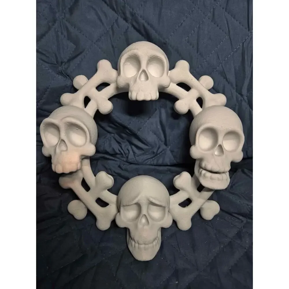 3D Printed Skull and Crossbones Halloween Wreath